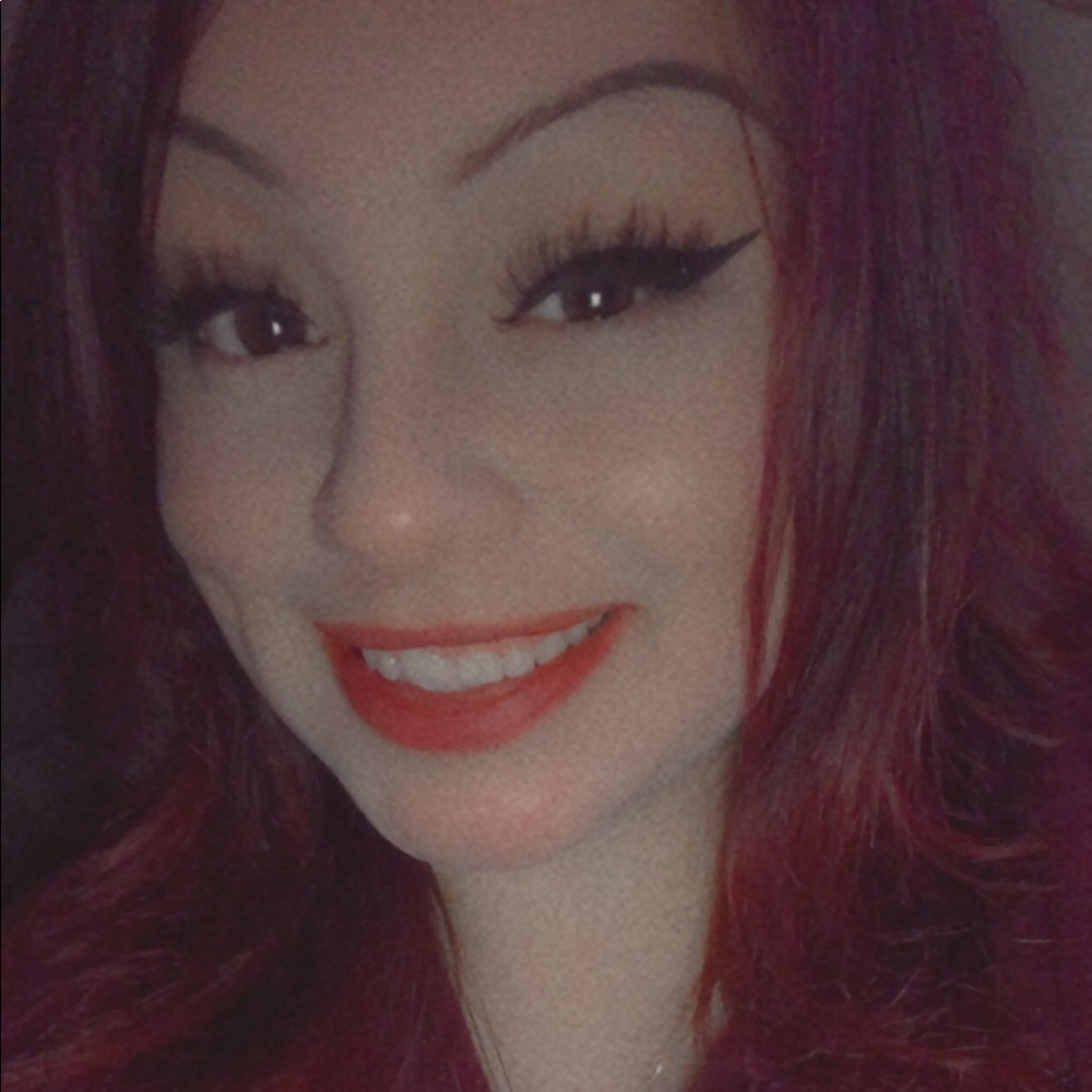 Meet your Posher, Rebecca